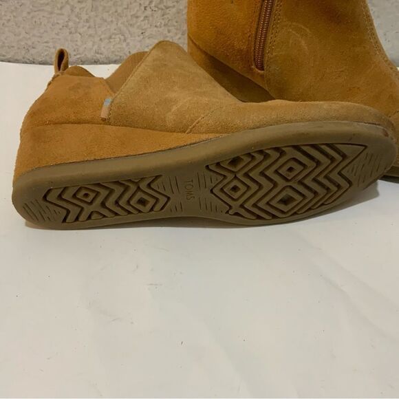 TOMS Youth Suede Wedge Booties size 1.5 - Picture 7 of 11